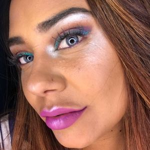 Meet your Posher, Karla